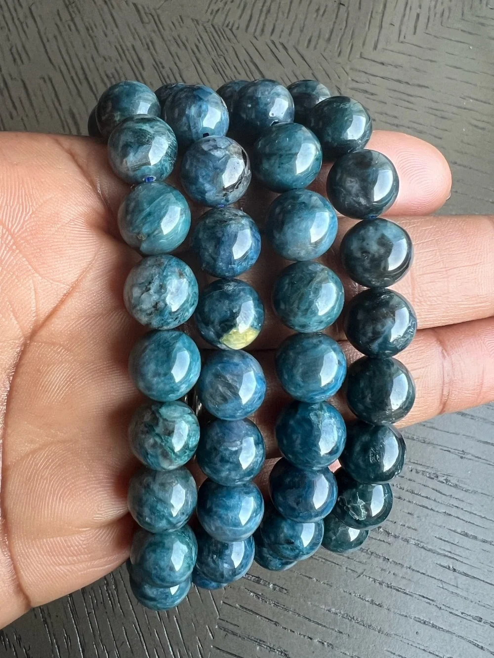 Blue sugilite bracelet 10mm SIZE 6.75’ ( ONE )